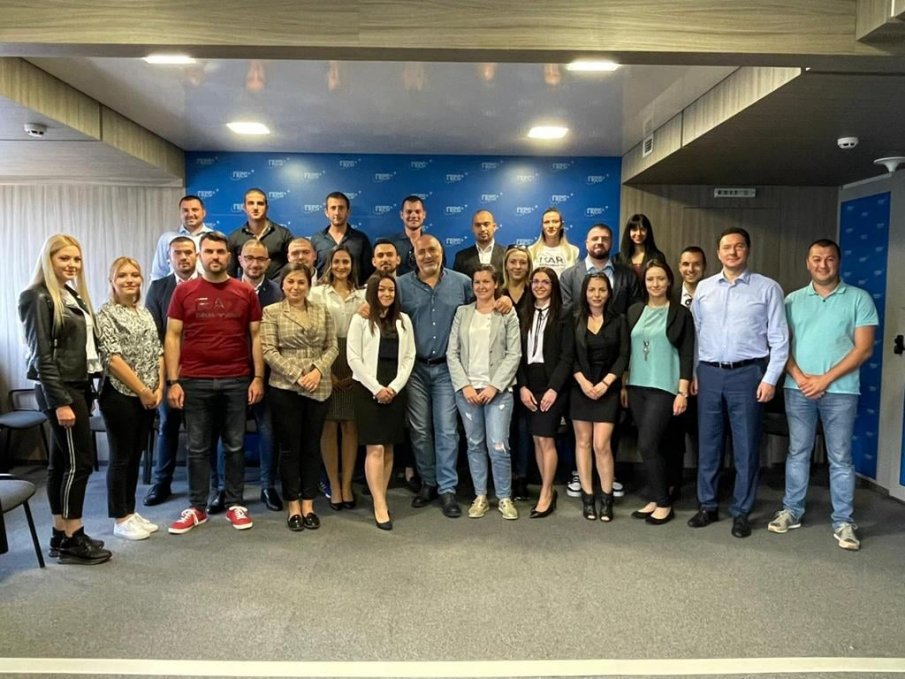 Борисов пред младежите от ГЕРБ: Най-голямата грешка е да не поправяш старата си грешка (СНИМКИ)