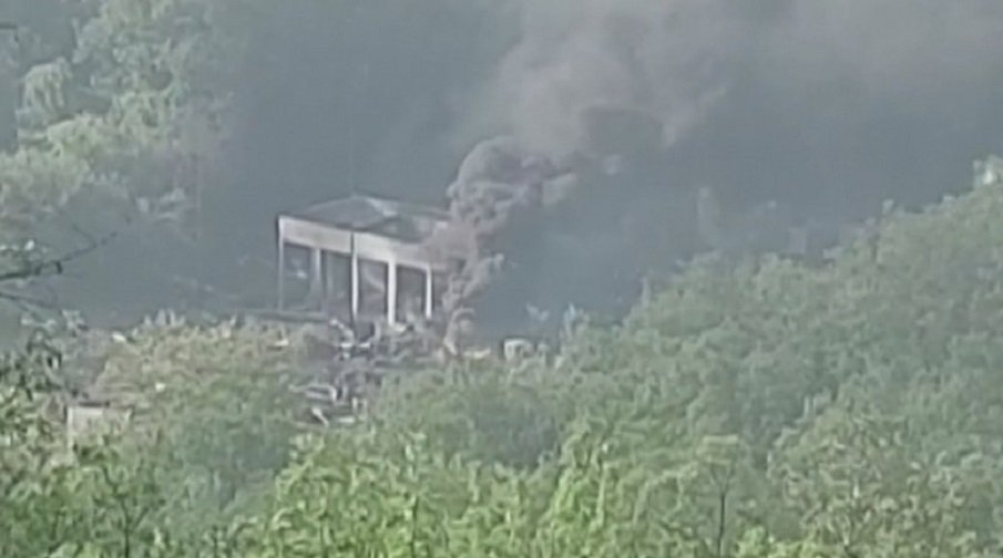 Взривове разтърсиха завод за боеприпаси в Сърбия – ето какви са щетите