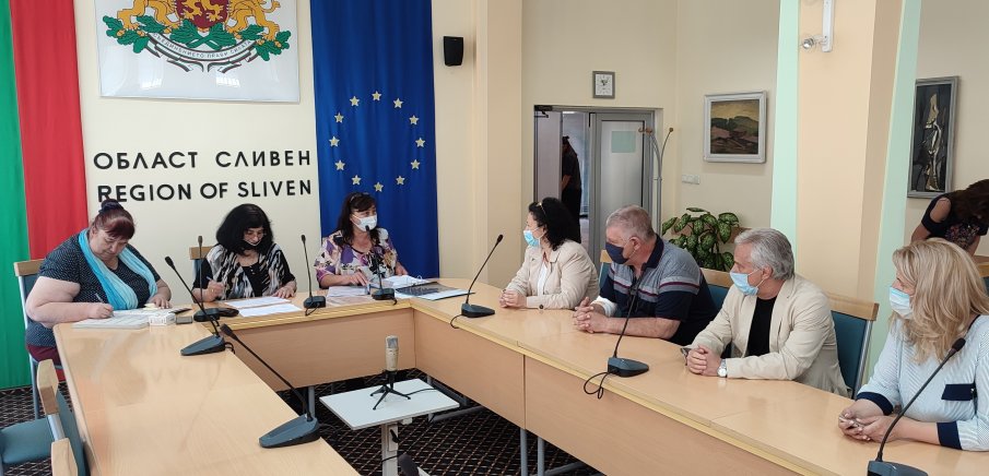 ГЕРБ-Сливен регистрира листата си с кандидати за народни представители