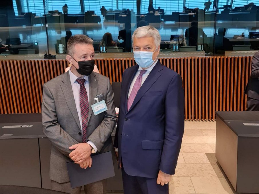 Янаки Стоилов участва в заседание на съвета на министрите на правосъдието на ЕС (СНИМКИ)