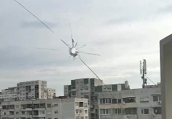 Неизвестни стреляха по апартамент в столичния квартал Стрелбище