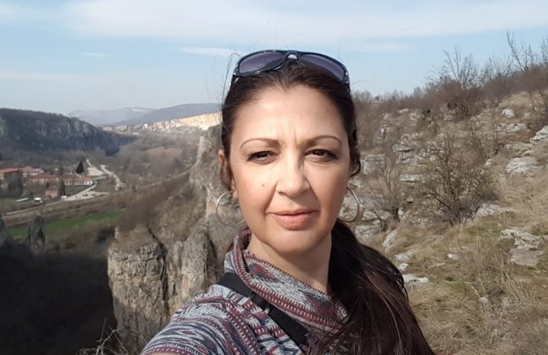 ОЩЕ ЛЕКАРИ ПОД НОЖА: Уволниха директора на РЗИ-Враца - спечелила конкурс на 9-и април и не е пенсионерка