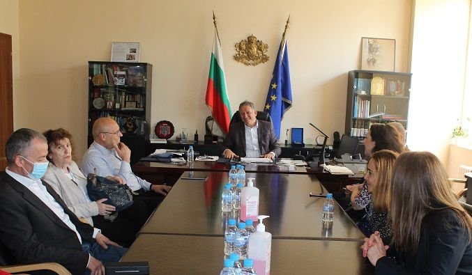 Стойчо Кацаров и пациентски организации обсъдиха да бъде създадена дирекция за правата на пациентите