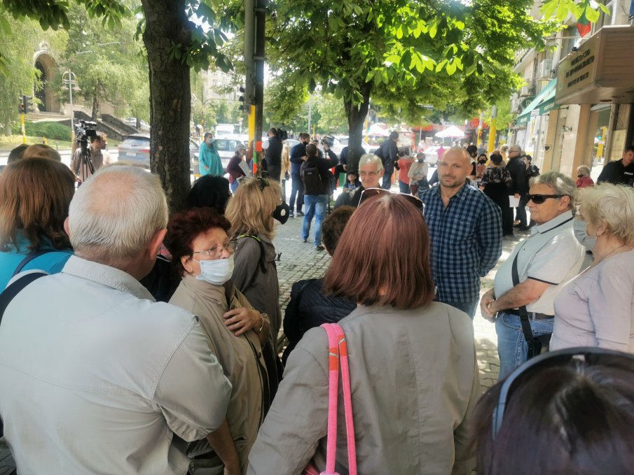 Затягат още режима за пенсиониране, ето защо...