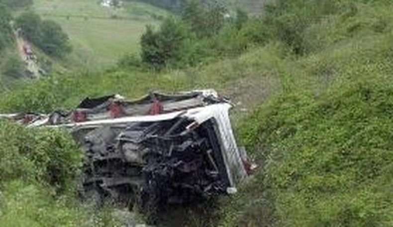 Най-малко 10 загинали, след като автобус се преобърна в Хърватия