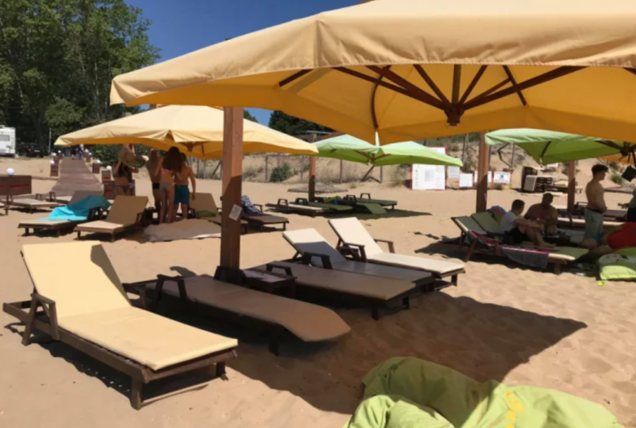 РДНСК Бургас издаде заповед за премахване на незаконен обект на плаж „Каваци-юг“