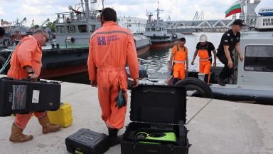 Щабът на ВМС умува как да открие и извади останките от падналия МиГ-29 