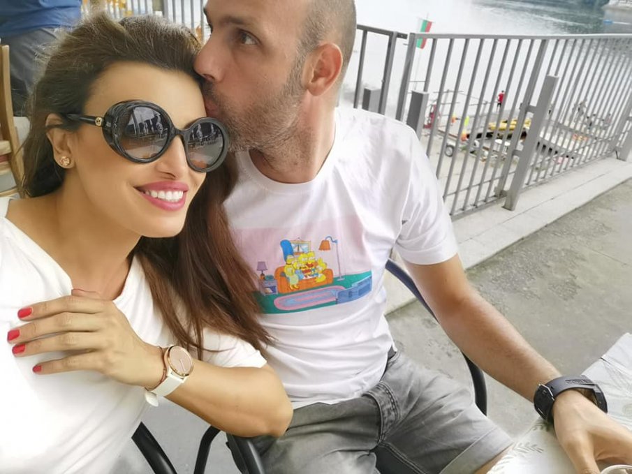 МЕСЕЦ СЛЕД ТРАГЕДИЯТА: Вдовицата на Миро от Биг Брадър разплака мрежата