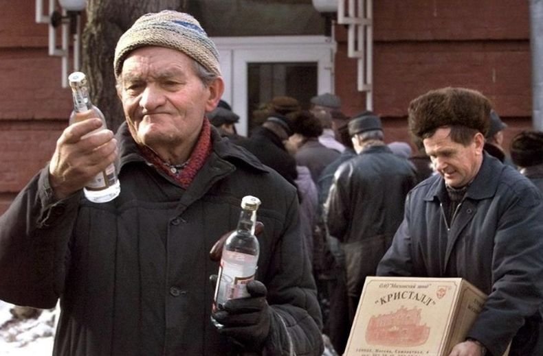 Удариха го на пиянство - продажбите на алкохол в Русия с 60% нагоре