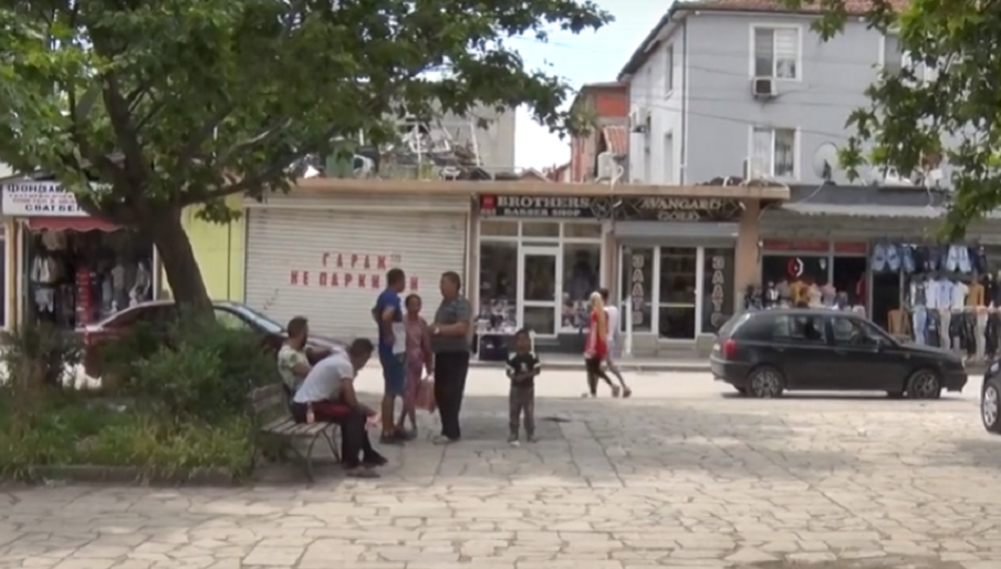 Бойкот в Столипиново, само 10 ваксинирани за два дни: Ако ни плащате, ще се имунизираме