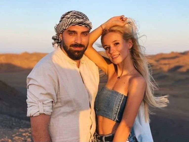 Тото станал фен на Ед Шийрън, докато свирел на Витошка