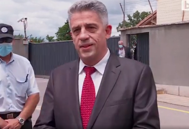 Руското посолство отговори на уволнения шеф на разузнаването за дългата ръка на Кремъл