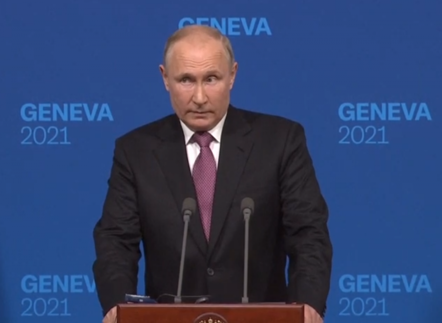 Путин успокоява: Жилищните имоти в Якутия не са застрашени от пожарите