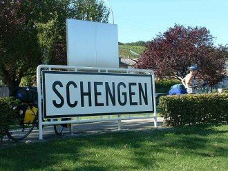 Европейската комисия ни пуска да четем визовата система на Шенген