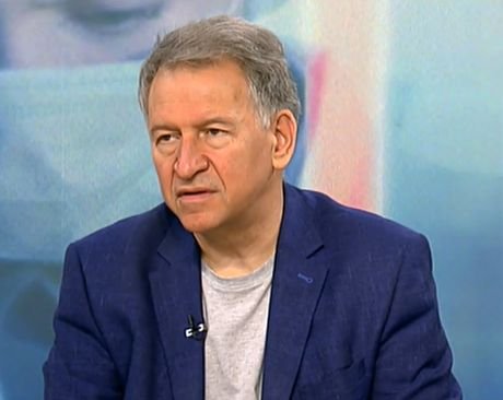 Кацаров се оправдава: Не съм антиваксър, може да има нов пик още през лятото