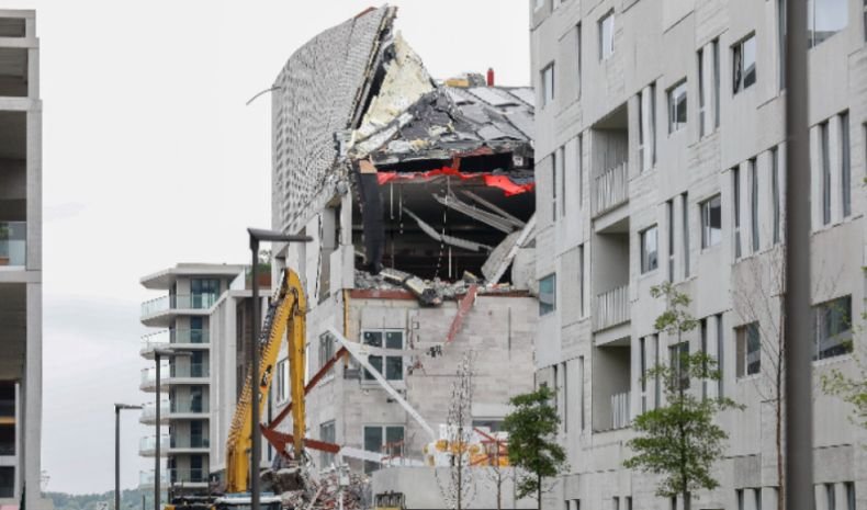 Строяща се сграда се срути в Антверпен, има жертви