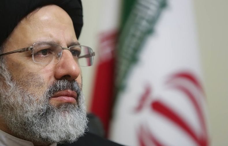 Иран сяда на масата за преговори по ядрената програма с новия президент