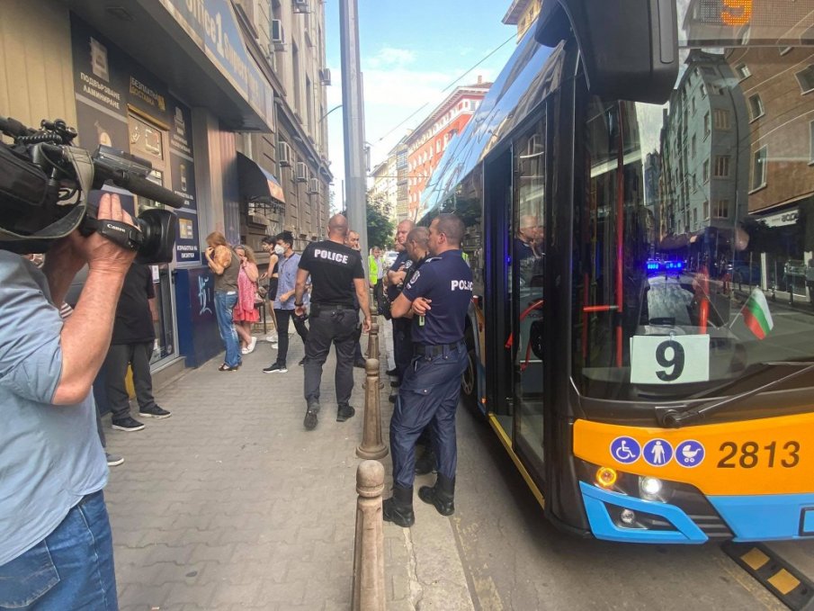 ТРЕВОЖНО: Почти всеки ден има крими инциденти в столичния транспорт