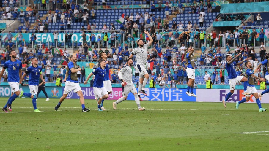 Италия безапелационна в групите на Европейското