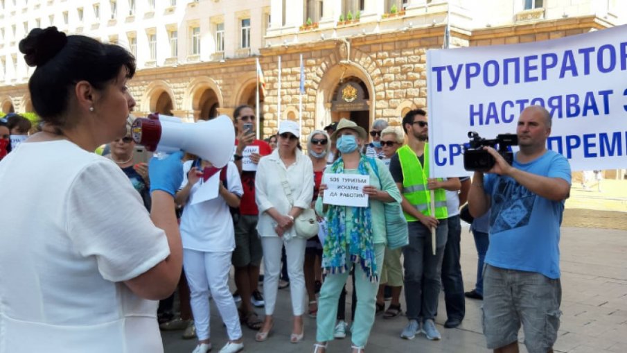 КРИЗА В БРАНША: Расте броят на осъдените туроператори за нереализирани пътувания