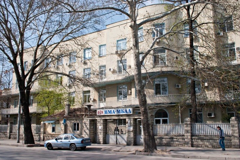 Изписаха от болницата пострадалия на учение в Чешнегирово курсант