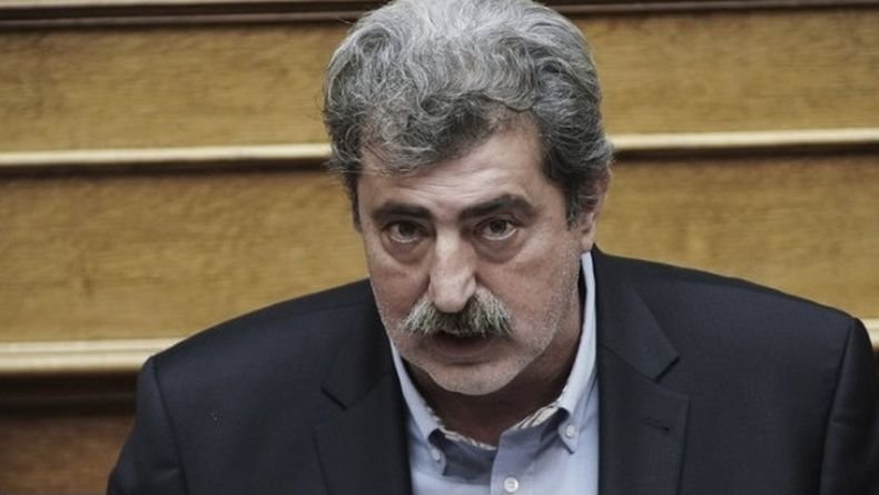 Блокираха временно профила на бивш здравен министър на Гърция във „Фейсбук”. Ето причината