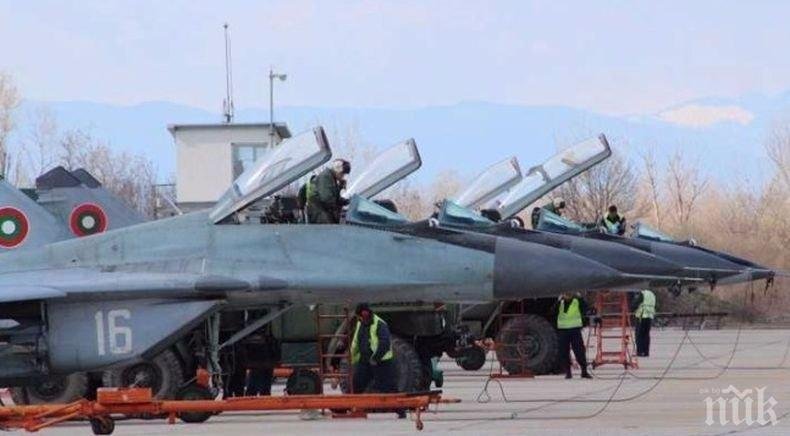 Черната кутия на падналия в Черно море изтребител МиГ-29 вече е в базата в Граф Игнатиево