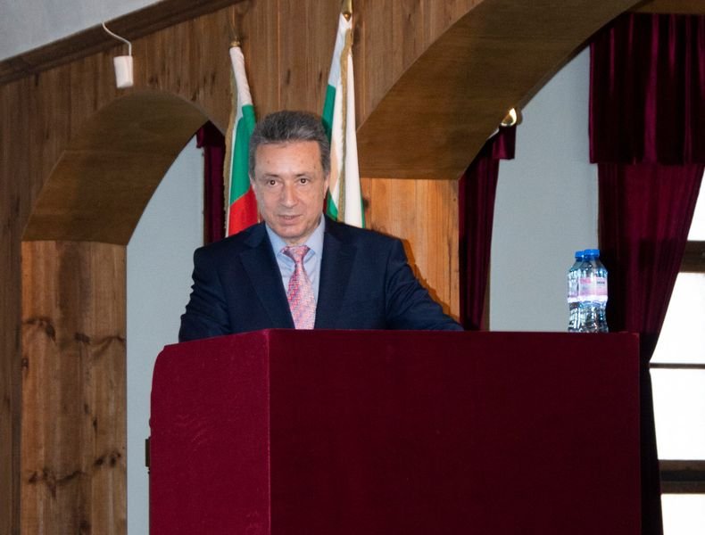 Министърът на правосъдието проф. Янаки Стоилов: Конституцията допринесе за запазване на гражданския мир и подготви влизането на България в ЕС (СНИМКА)