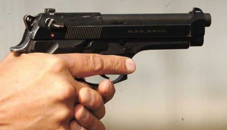 Стрелба в София, мъж гърми с въздушен пистолет от апартамент