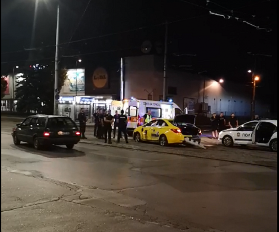 Бакшиш си спретна зрелищна гонка с патрулка в София