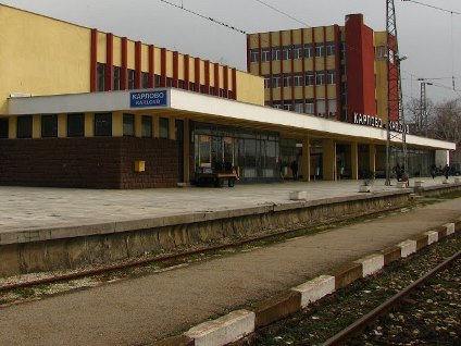 ШОК: Дъждове и наводнения съсипали осигурителната система и коловозите на гарата Карлово