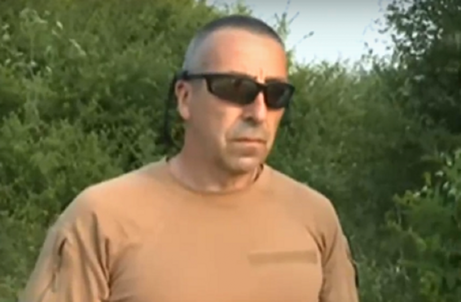 ПАК СА ТУК: Служител на ловно стопанство сгащи десетки мигранти в планината над Ихтиман