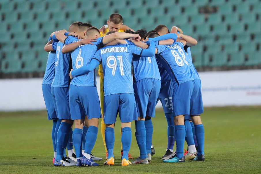 Футболистите на Левски с официална позиция за Живко Миланов и за разрива помежду им