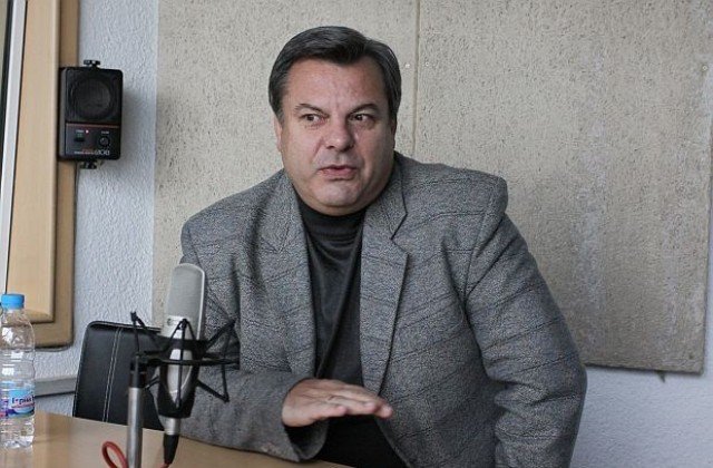 Последно сбогом: Опелото на бившия вицепремиер Евгений Бакърджиев ще е в петък