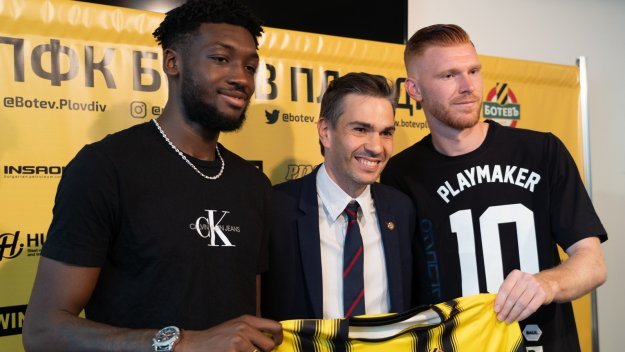 Ботев представи новите и обяви бъдещето на Неделев