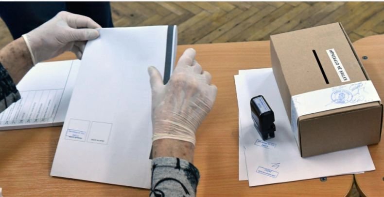 Изтича срокът за промени листите на партиите