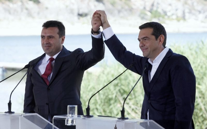 Заев ще почива на Халкидики, ще използва да се срещне с Ципрас