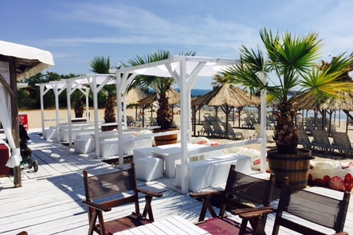 ДЕН ГОДИНА ХРАНИ: Цакат ни с такси за услуги на морето