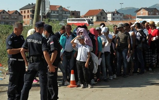 Полицията в Сърбия откри незаконен мигрантски лагер