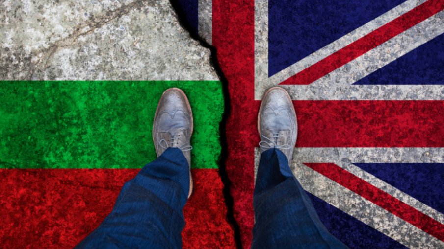 България може скоро да бъде преместена в зеления списък за пътувания на британското правителство