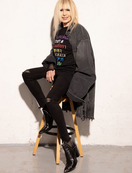 РАЗХИЩЕНИЕ: Лили потроши 9 бона за нова фотосесия