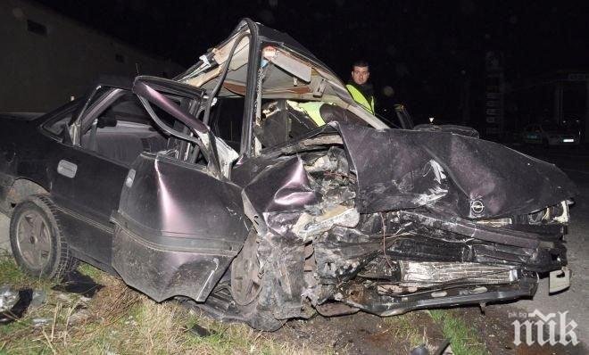 18-годишен младеж е между живота и смъртта след жестока катастрофа във Варна (СНИМКА)