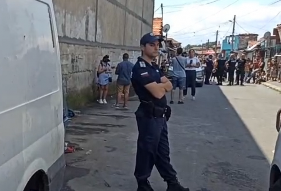 Тарторите от махалата - Страхил, Сергей и Пандурито са арестуваните в ромския квартал в Бургас