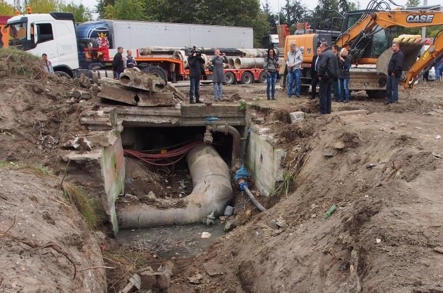 Поредна авария оставя половин Перник без топла вода