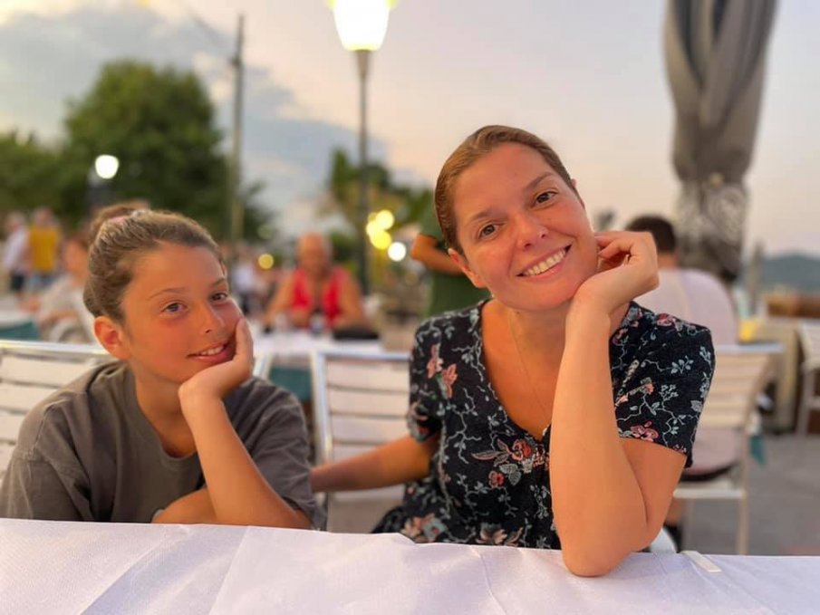 Дъщерята на Алекс Сърчаджиева показа забележителен талант (СНИМКА)