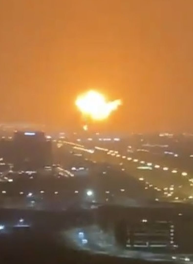 Взривът в Дубай е бил на борда на кораб на пристанището на града (ВИДЕО)