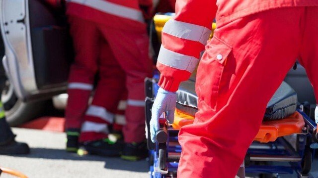 Камион помете френска туристка до плажа в Приморско