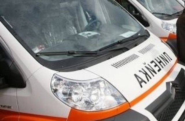 Шофьор блъсна съпрузи на пешеходна пътека в Шумен, жената почина в болница