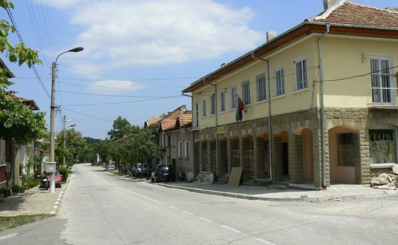 Организират благотворителен концерт на площада в Ребърково