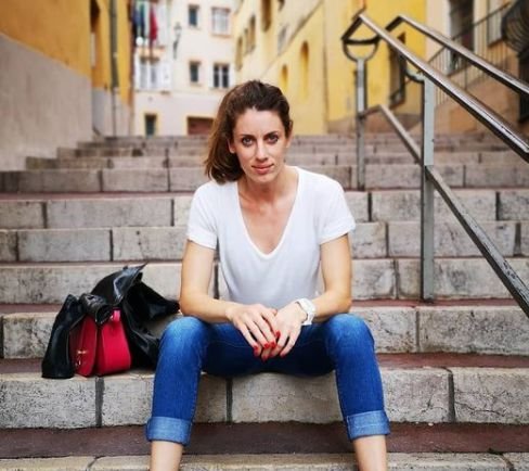 Щерката на Карамански стана фитнес инструктор